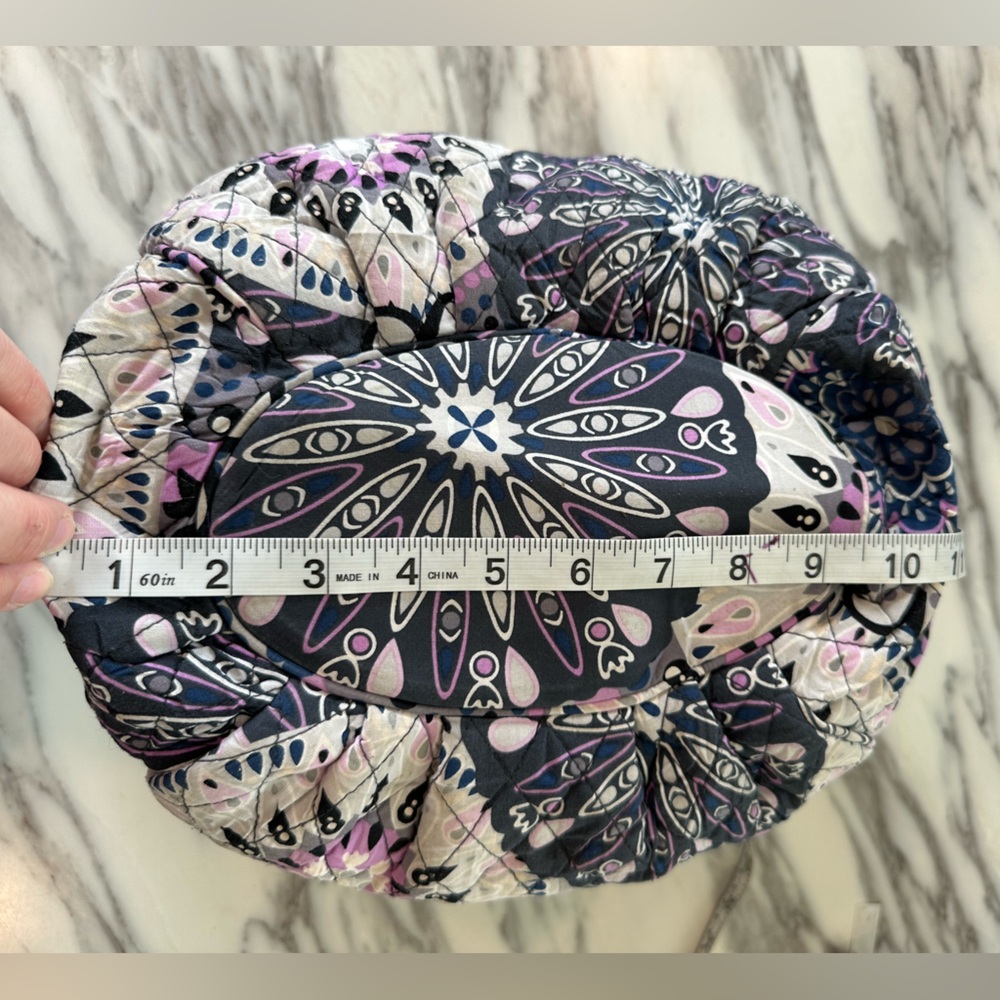 Vera Bradley Retired Mimosa Medallion Purse - Picture 13 of 16